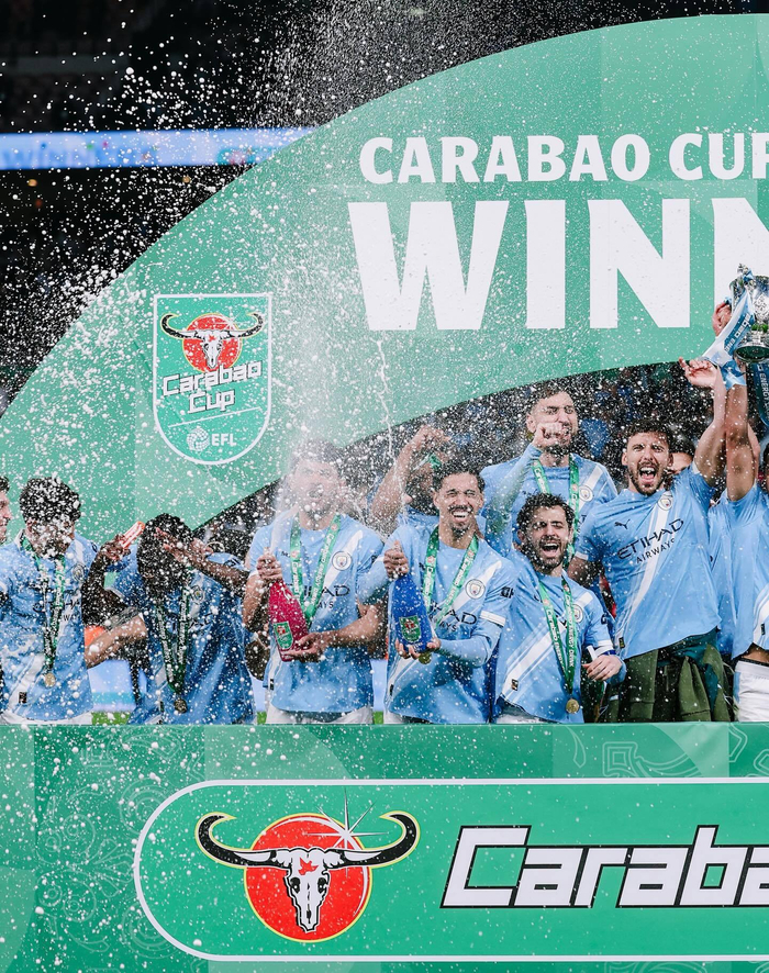 赖因德斯助曼城夺英联杯冠军 加冕双冠王