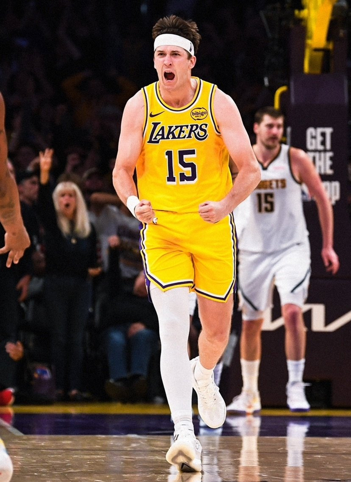 里弗斯防守短板成顶薪阻碍，湖人阵容调整引热