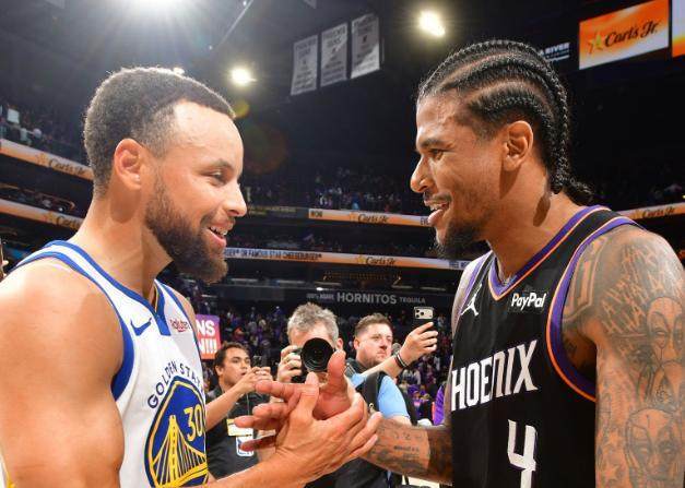 库里附加赛低迷勇士无缘季后赛 未来续约计划引